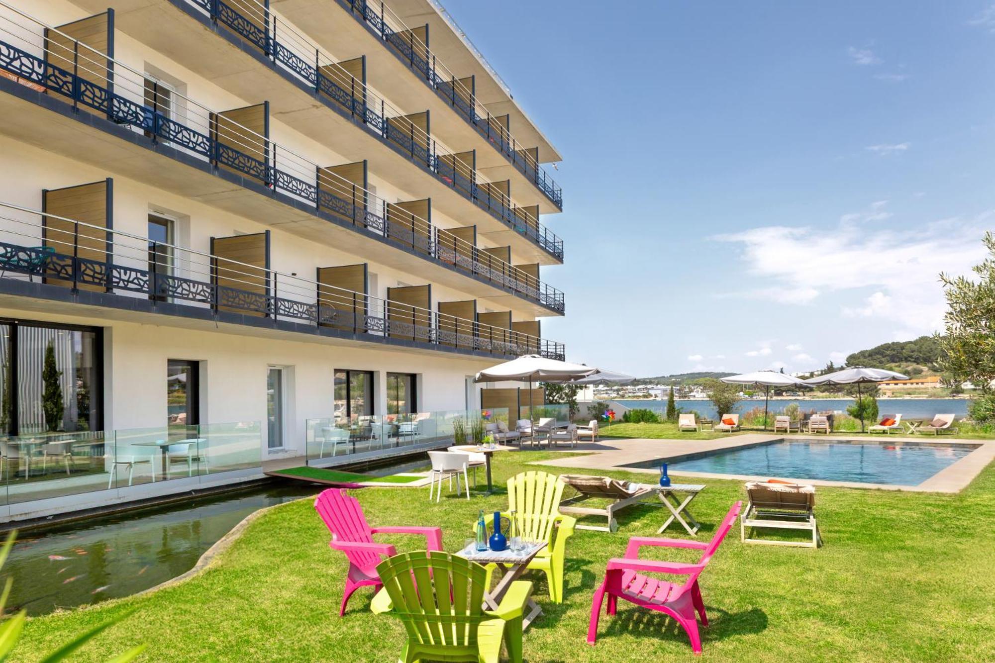 Golden Tulip & Rooftop Provence 4* Martigues