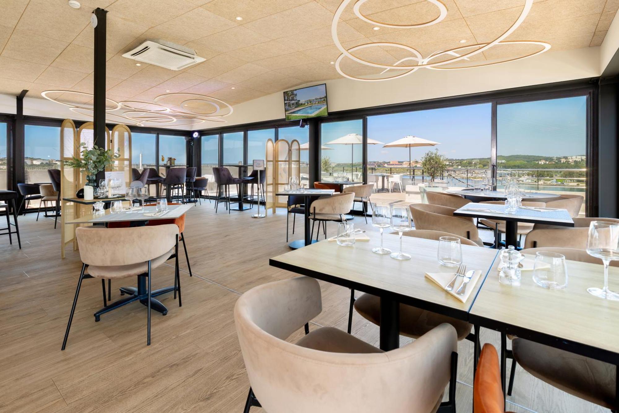 Golden Tulip & Rooftop Provence