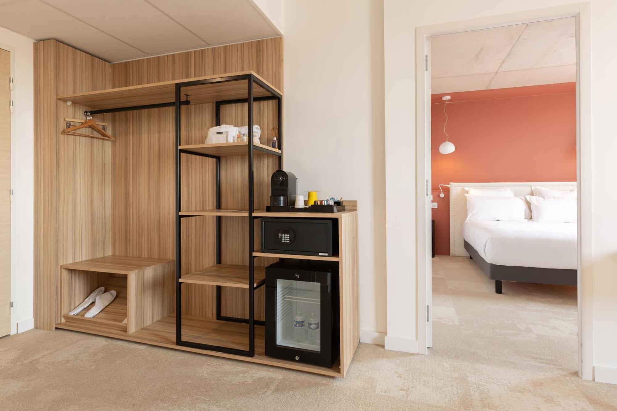 Golden Tulip & Rooftop Provence Hotel Martigues